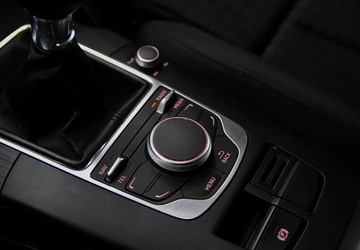 Audi A3 8V Hatchback 3d 1.6 TDI 105KM 2014 Audi A3 Sportback S line Podgrzewane fotele BangOlufsen 1.6 Diesel 105KM, zdjęcie 14