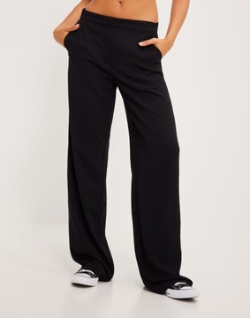 NLY TREND CZARNE PROSTE SPODNIE KIESZENIE Y10 NG5__M