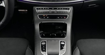 Mercedes Klasa E W214 Sedan 2.0 220d 197KM 2023 Mercedes-Benz Klasa E SalonPL AMG Line Multibeam LED Kamera360 Burmester F, zdjęcie 19
