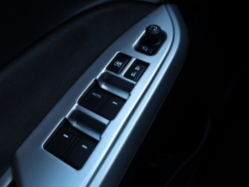 Suzuki Vitara III SUV 1.4 BOOSTERJET 140KM 2015 Suzuki Vitara 1.4 BoosterJet, 4X4, Skóra, Navi, zdjęcie 21