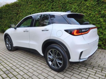 Lexus LBX 1.5 Hybrid 136KM 2025 Od ręki - Elegant 1.5 Hybrid 136KM | Wirtualny kokpit!, zdjęcie 2