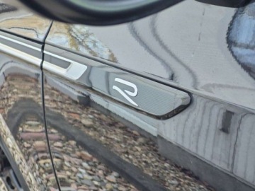 Volkswagen Arteon Shooting Brake R 2.0 TSI 320KM 2023 Volkswagen Arteon Shooting Brake R 320kmPanorama Grzana kanapa 2.0 320KM, zdjęcie 10