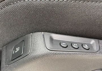 Peugeot 5008 II Crossover 2.0 BlueHDI 150KM 2018 Peugeot 5008 Gt Line,2,0 Hdi,7 osob,Full ledy,El Bagaznik 2.0 Diesel, zdjęcie 23