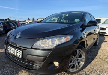 Renault Megane III Hatchback Facelifting 1.4 TCe 130KM 2013 Renault Megane Renault Megane 1.4 16V TCE Bose Edition 1.4 Benzyna 130KM, zdjęcie 24