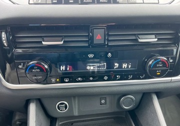 Nissan Qashqai III Crossover 1.3 DIG-T MHEV 140KM 2022 Nissan Qashqai 1.3 Benzyna 140 KM LED Nawigacja Kamera Radar Sensor 1.3, zdjęcie 18