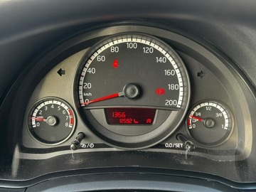 Volkswagen up! Hatchback 5d 1.0 MPI 60KM 2013 Volkswagen Up! 2 kpl.opon! Grzane fotele Klima, zdjęcie 15