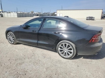 Volvo S60 III 2021 Volvo S60 t5 momentum, 2021r., 2.0L 2.0 Benzyna 258KM, zdjęcie 3