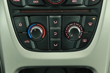 Opel Astra J GTC 1.4 100KM 2013 Opel Astra 1.4 16V, Salon Polska, 1. Właściciel, zdjęcie 11