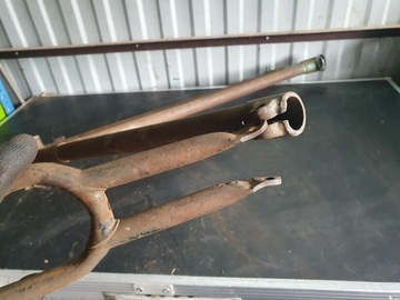 ОЧЕНЬ СТАРЫЙ ВИНТАЖНЫЙ ВЕЛОСИПЕД С РАМОЙ MIFA