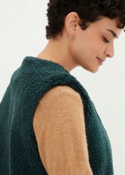 40 ЖЕНСКИЙ ПЛЮШЕВЫЙ ЖИЛЕТ Bonprix