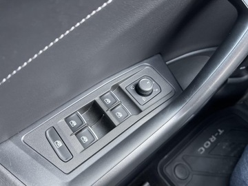 Volkswagen T-Roc I SUV Facelifting 1.5 TSI ACT 150KM 2023 Volkswagen T-Roc 1.5 TSI 150 KM DSG | R-Line | Kam, zdjęcie 15