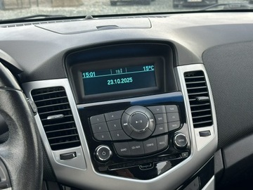 Chevrolet Cruze Hatchback 5d 2.0 VCDI 16V DOHC 163KM 2011 Chevrolet Cruze Opel Astra 2.0 VCDi 163KM Salon PL, zdjęcie 16