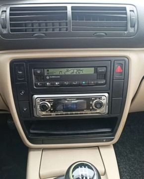 Volkswagen Passat B5 Sedan 1.9 TDI 110KM 1999 Volkswagen Passat Volkswagen Passat 1.9 Diesel 110KM, zdjęcie 9