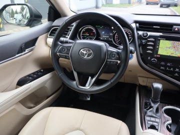 Toyota Camry IX Sedan 2.5 Hybrid Dynamic Force 218KM 2020 Toyota Camry 2.5 Hybrid, Salon Polska, Serwis ASO, zdjęcie 6