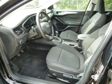 Ford Focus IV Kombi 2.0 EcoBlue 150KM 2019 Ford Focus Titanium Nawigacja Klimatronik Bezwypadkowy Serwisowany Gwaranc, zdjęcie 8