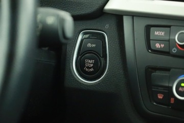 BMW Seria 3 F30-F31-F34 2015 BMW 3GT 318d GT, Skóra, Navi, Klima, Klimatronic, zdjęcie 16