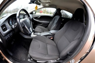 Volvo V40 II Hatchback 1.6 D2 115KM 2014 Volvo V40 1,6 HDi 115Km Automat Ledy Digital Navi, zdjęcie 5