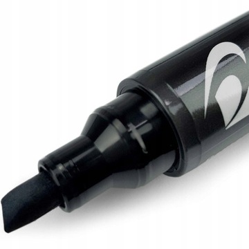 CZARNY MAZAK NIEŚCIERALNY ZE ŚCIĘTYM KOŃCEM