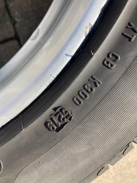 MERCEDES E TŘÍDA W212 KOMPLET FELG 17 ORYGI.