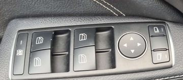 Mercedes CLA C117 Coupe Facelifting 2.0 250 Sport 218KM 2018 Mercedes-Benz CLA Uzywane Mercedes-Benz CLA - 87 900 PLN, 135 000 km, 2018, zdjęcie 12