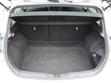 Toyota Auris II Hatchback 5d Facelifting 1.8 Hybrid 136KM 2016 Toyota Auris Hybrid, Salon Polska, Automat, Klima, zdjęcie 13