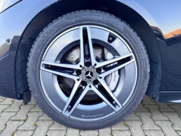 Mercedes Klasa C W206 Limuzyna 1.5 200 204KM 2023 Mercedes-Benz Klasa C C 200 AMG Panorama Kamera 360 HUD Night MBUX, zdjęcie 8