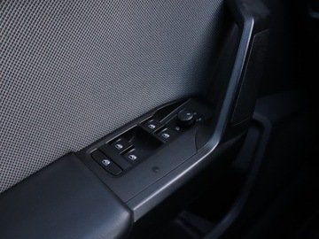 Seat Leon IV Sportstourer 1.5 eTSI (MHEV) 150KM 2021 Seat Leon 1.5 TSI, Salon Polska, Serwis ASO, zdjęcie 17