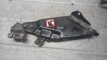 ZAWIAS DRZWI PRAWY TYŁ MAZDA 5 06R 2.0CRD