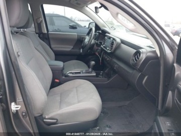 Toyota Tacoma II 2022 Toyota Tacoma 2022r., SR, od ubezpieczalni 2.7 Benzyna 159KM, zdjęcie 8