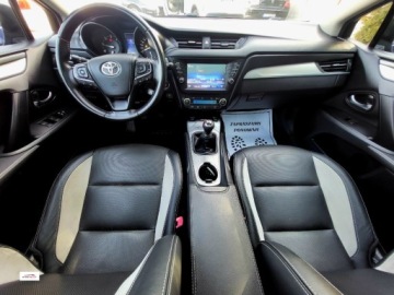 Toyota Avensis III Wagon Facelifting 2015 2.0 D-4D 143KM 2016 Toyota Avensis Fajna wersja bardzo ladna, Panorama GWARANCJA 2.0, zdjęcie 16