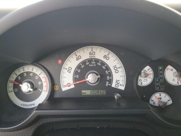 Toyota FJ Cruiser 2008 Toyota FJ 2008, po lekkim gradobiciu, od ubezpieczalni 4.0 Benzyna 399KM, zdjęcie 9