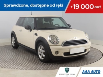 Mini One II Hatchback 1.4 75KM 2010 MINI 3-door One, Klima,ALU, El. szyby