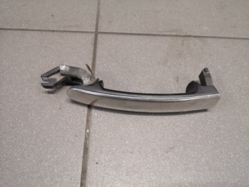 Наружная дверная ручка передней левой двери Passat B5 3B0837207