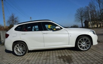 BMW X1 E84 Crossover Facelifting sDrive 20d 184KM 2014 BMW X1 2.0D M-Pakiet Navi Bial Perla 2 KPL Alufelg Sprowadzony 2.0, zdjęcie 9