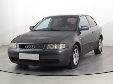 Audi A3 8L Hatchback 1.9 TDI PD 100KM 2002 Audi A3 1.9 TDI, Klima, Klimatronic,ALU, El. szyby, zdjęcie 1