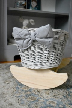 Kołyska wiklinowa dla lalek kolor SZARY z wikliny