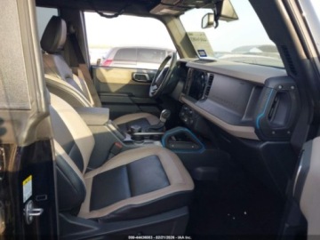 Ford Bronco VI 2024 Ford Bronco Wildtrak, 2024r., 4x4, 2.7L 2.7 Benzyna 315KM, zdjęcie 8