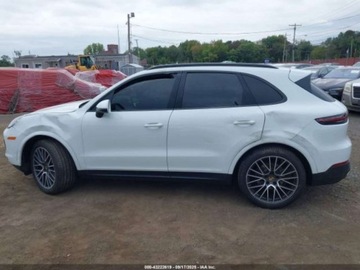 Porsche Cayenne III 2019 Porsche Cayenne S 2019 2.9L 2.9 Benzyna 434KM, zdjęcie 2