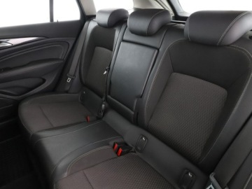 Opel Insignia II Sports Tourer 1.5 Turbo 165KM 2018 Opel Insignia INNOVATION automat półskóra navi, zdjęcie 16