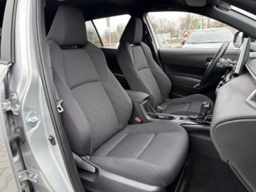 Toyota Corolla Cross 2.0 Hybrid Dynamic Force 197KM 2022 Toyota Corolla Cross 2.0 Hybrid Style Toyota Corol, zdjęcie 24