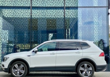 Volkswagen Tiguan II SUV 2.0 TDI BlueMotion Technology 240KM 2017 Volkswagen Tiguan Tiguan Highline DSG 7 os. Vat Marza Salon PL Bezwyp, zdjęcie 2