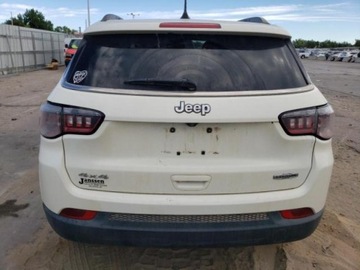 Jeep Compass II 2018 Jeep Compass 2018 JEEP COMPASS LATITUDE silnik 2.4 L 2.4 Benzyna 180KM, zdjęcie 6