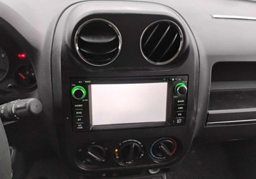 Jeep Patriot 2009 Jeep Patriot 2009r, 2.0 Benzyna. AUTOMAT. Lekko uszkodzony lewy bok. Jezd, zdjęcie 11