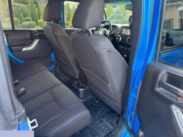 Jeep Wrangler III Unlimited Facelifting 2.8 CRD 200KM 2017 Jeep Wrangler Unlimited 2.8 CRD Automatik Rubicon 200KM 2017r Zamiana!, zdjęcie 6