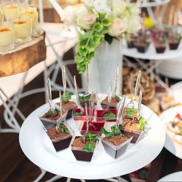 Pojemnik piramida na przekąski fingerfood 50szt