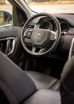 Land Rover Discovery Sport SUV 2.0 Si4 240KM 2018 Land Rover Discovery Sport Land Rover Discovery Sport 2.0 AWD 241KM 2.0, zdjęcie 14
