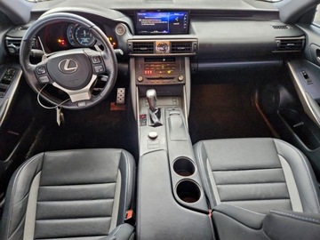 Lexus IS III 2020 Lexus IS 300 F Sport 2020 2.0 Benzyna 241KM, zdjęcie 8
