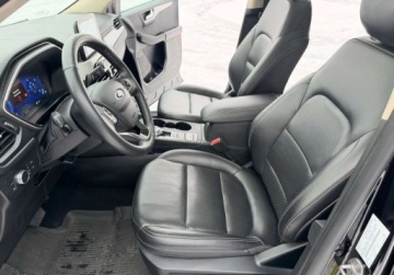 Ford Kuga III 2020 Ford Kuga 4X4 2.5 HYB 165 KM 2020r 83.000 km Warszawa 2.5 Hybryda, zdjęcie 7