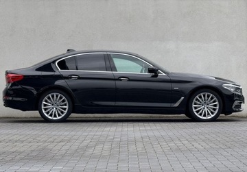 BMW Seria 5 G30-G31 Limuzyna 525d 231KM 2018 BMW Seria 5 525D 231KM Luxury Line, HiFi, Wireless Charging 2.0 Diesel, zdjęcie 2