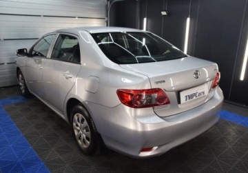 Toyota Corolla X Sedan Facelifting 1.4 D-4D 90KM 2013 Toyota Corolla Polski salon_1.4 D_90KM _ klimatyzacja _ podgrzewane fotele, zdjęcie 21